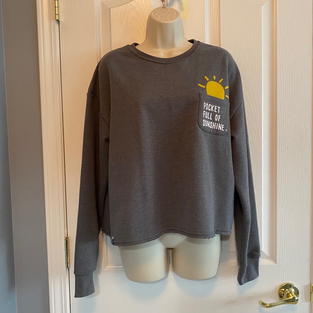 BUY 2 ITEMS & GET 1 FREE - 30A Grey Pocket Full of Sunshine Crop Sweatshirt Sz L